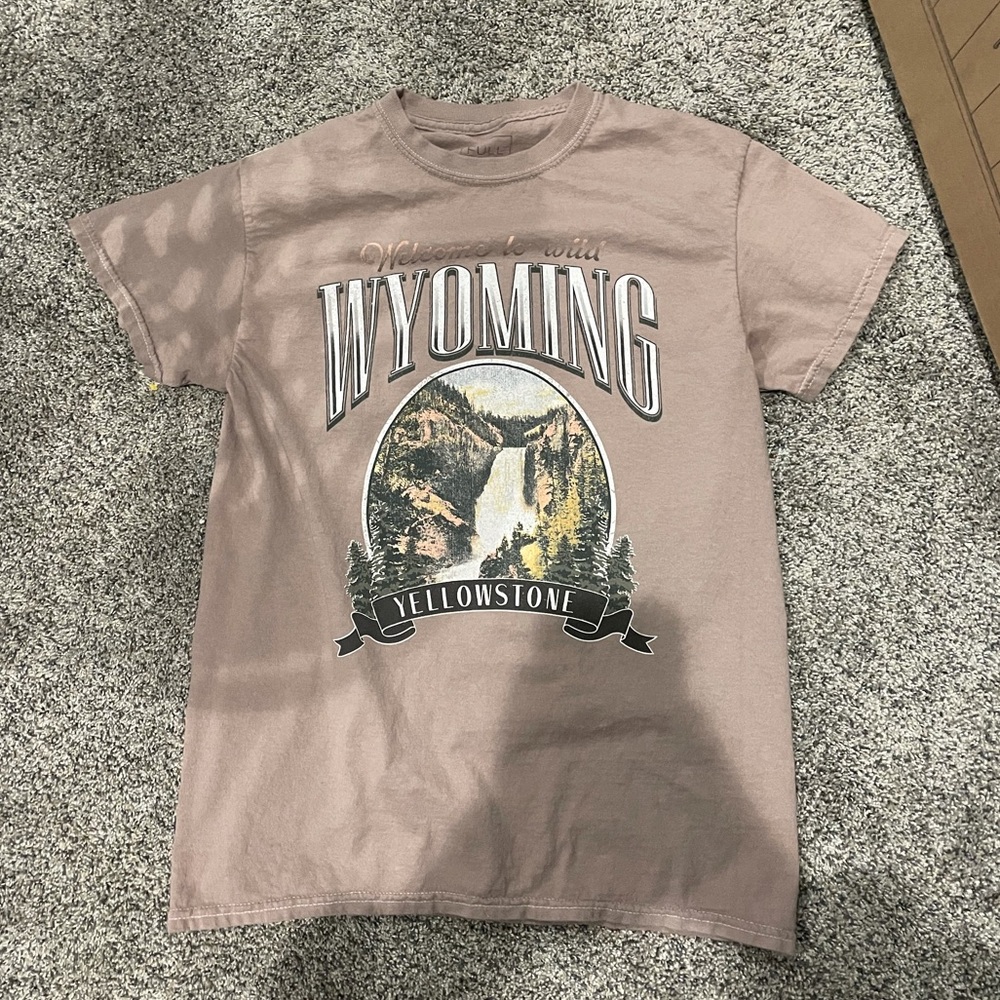 Tillys brown graphic tee